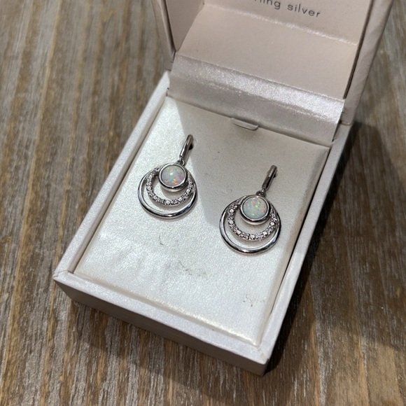 Sterling Silver and lab created White Sapphire earrings NWT - Picture 2 of 5